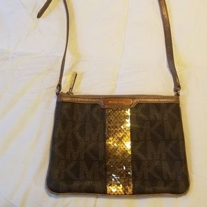 Michael kors crossbody bag